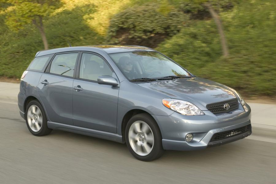  Toyota Matrix 2003 года  (фото 59 из 102)